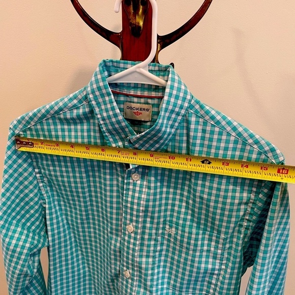 Dockers Casual Dress Shirt - Gently Used, Excellent Condition - Picture 5 of 6